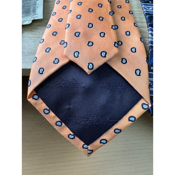 Roundtree & Yorke Silk Ties – Set of 3 – Striped, Geometric, and Patterned - Picture 10 of 16